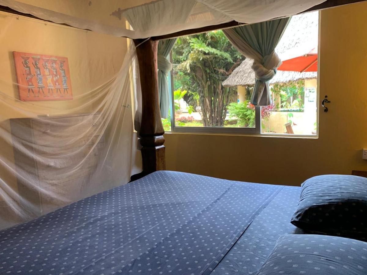 Hostel Diani Backpackers (adults Only) Diani Beach