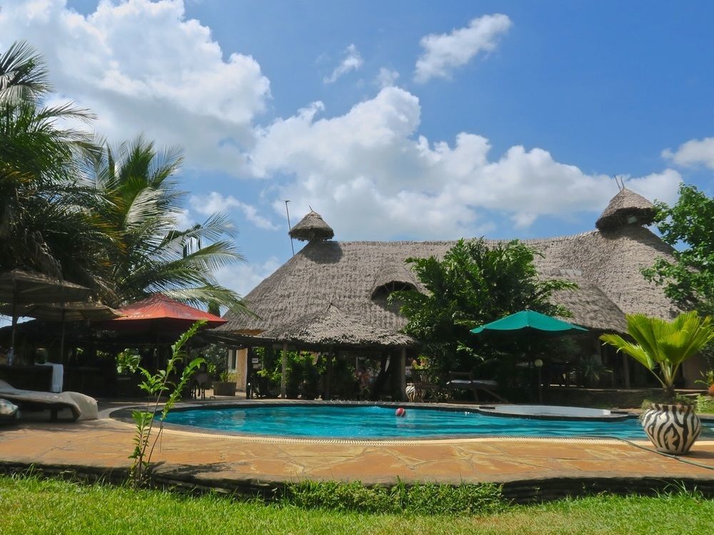 Diani Backpackers (adults Only) Diani Beach