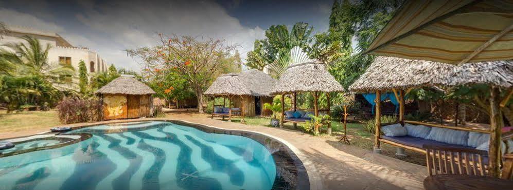Diani Backpackers (adults Only) Hostel Diani Beach