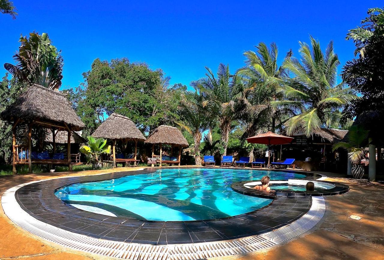 Hostel Diani Backpackers (adults Only) *