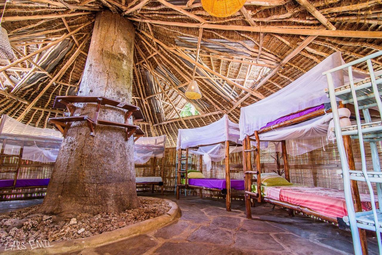 Diani Backpackers (adults Only) * Diani Beach
